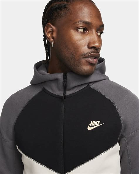 nike hoody herren schwarz reißverschluss|Nike Tech Windrunner Hoodie mit durchgehendem Reißverschluss (Herren).